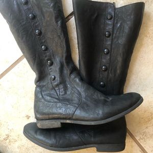 Women’s Born boots